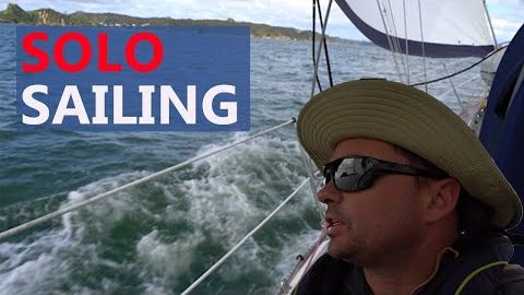 SOLO SAILING 25 NAUTICAL MILES in Bay of Islands